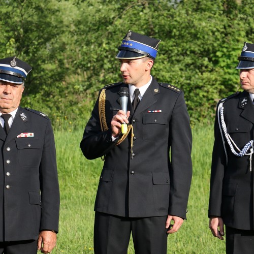 Przekazanie sprzętu dla Ochotniczych Straży Pożarnych